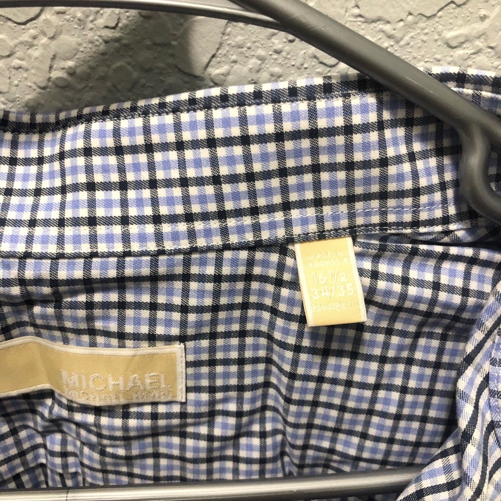 Dress shirt casual button down